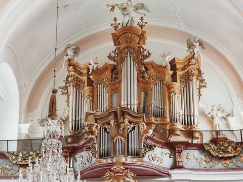 Hodinka s varhanami: Frýdek - Místek